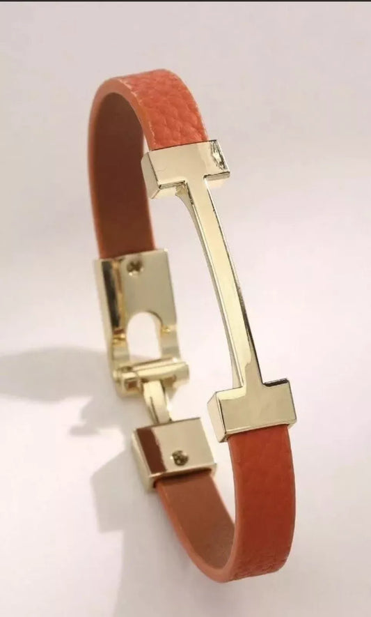 H Style Bracelet Leather Finish with Gold Hardware Brand New